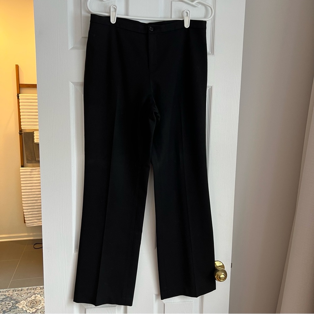 Ladies black dress pants, size 10